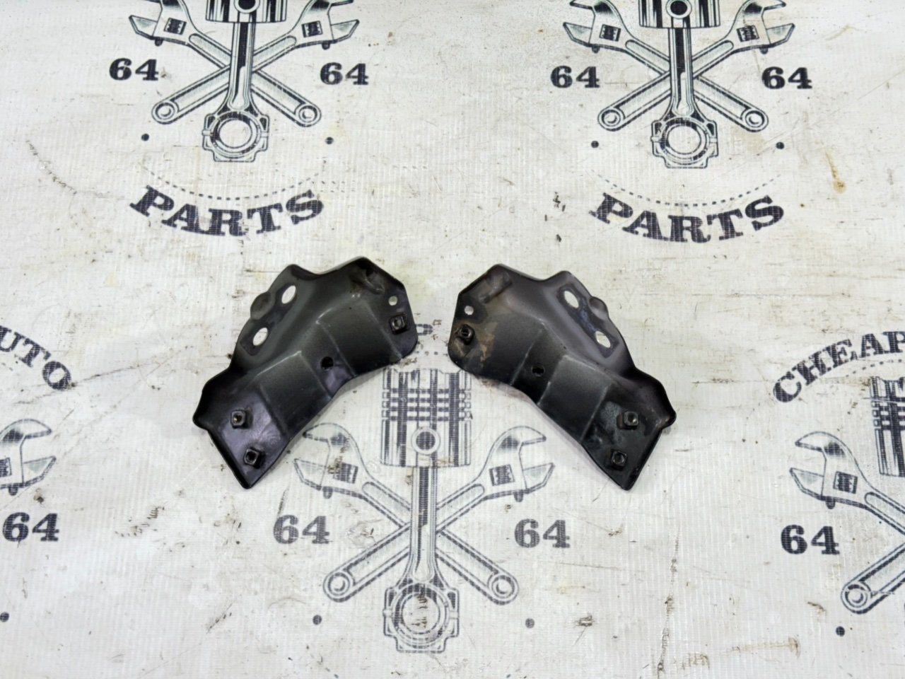 Кронштейн крыла - Фото 1