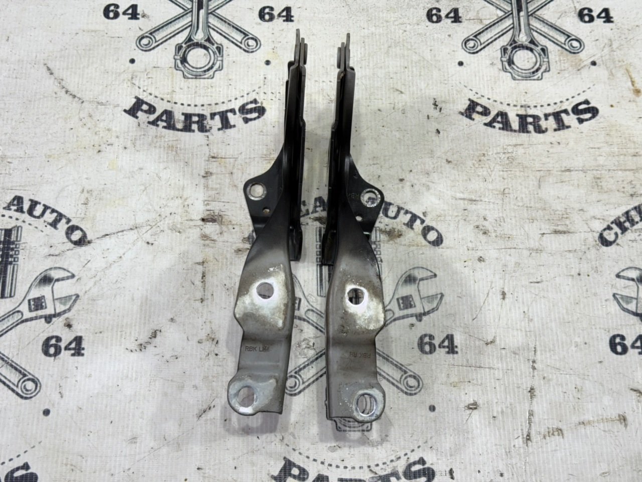 Петли капота - Фото 2