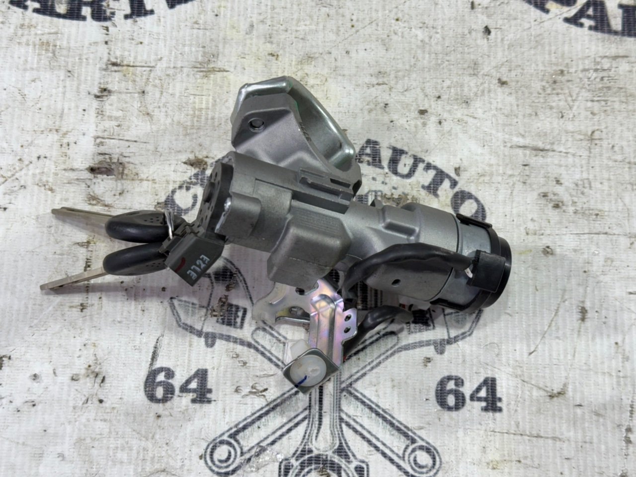 Замок зажигания с ключами - Фото 3