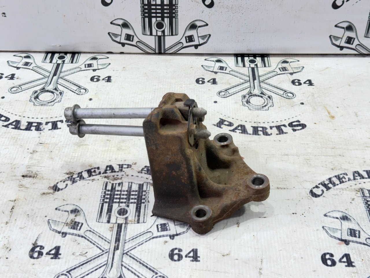 Кронштейн опоры двигателя - Фото 1