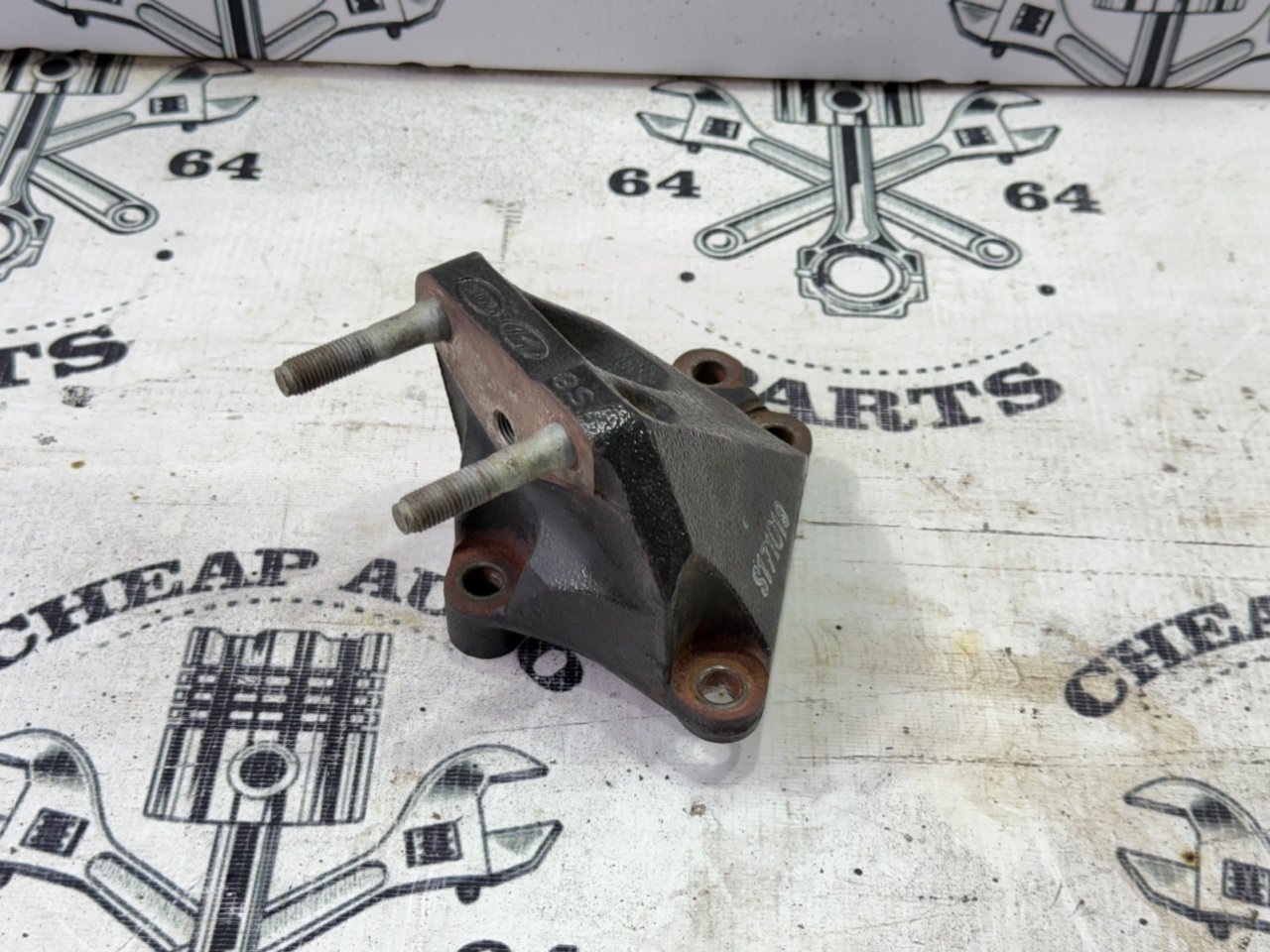 Кронштейн двигателя - Фото 1