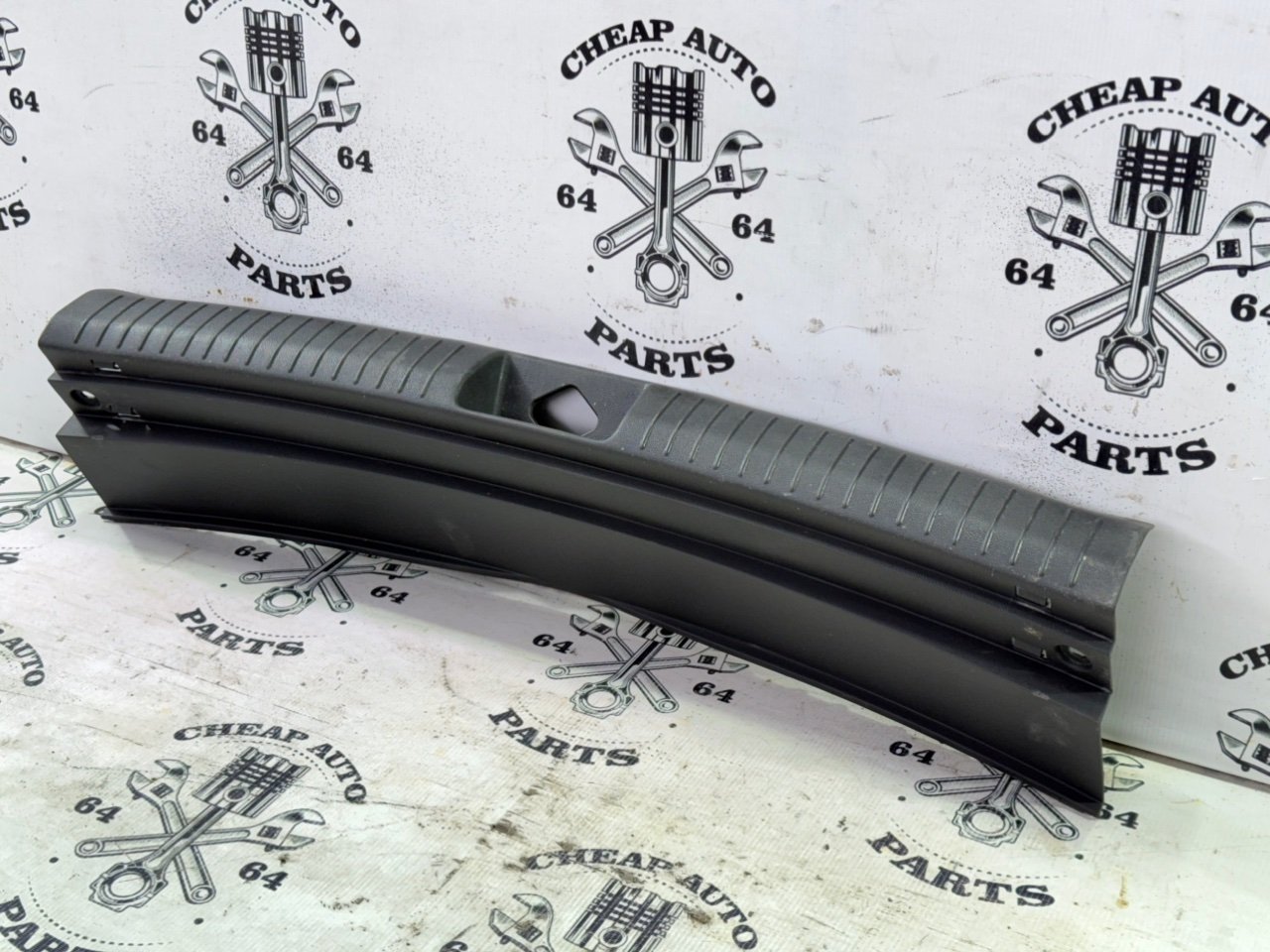 Накладка замка багажника - Фото 7