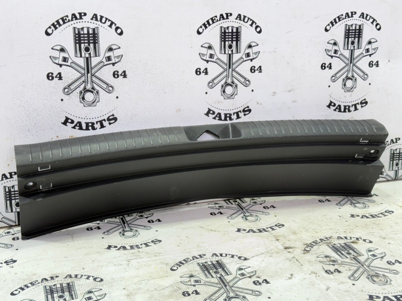 Накладка замка багажника - Фото 4