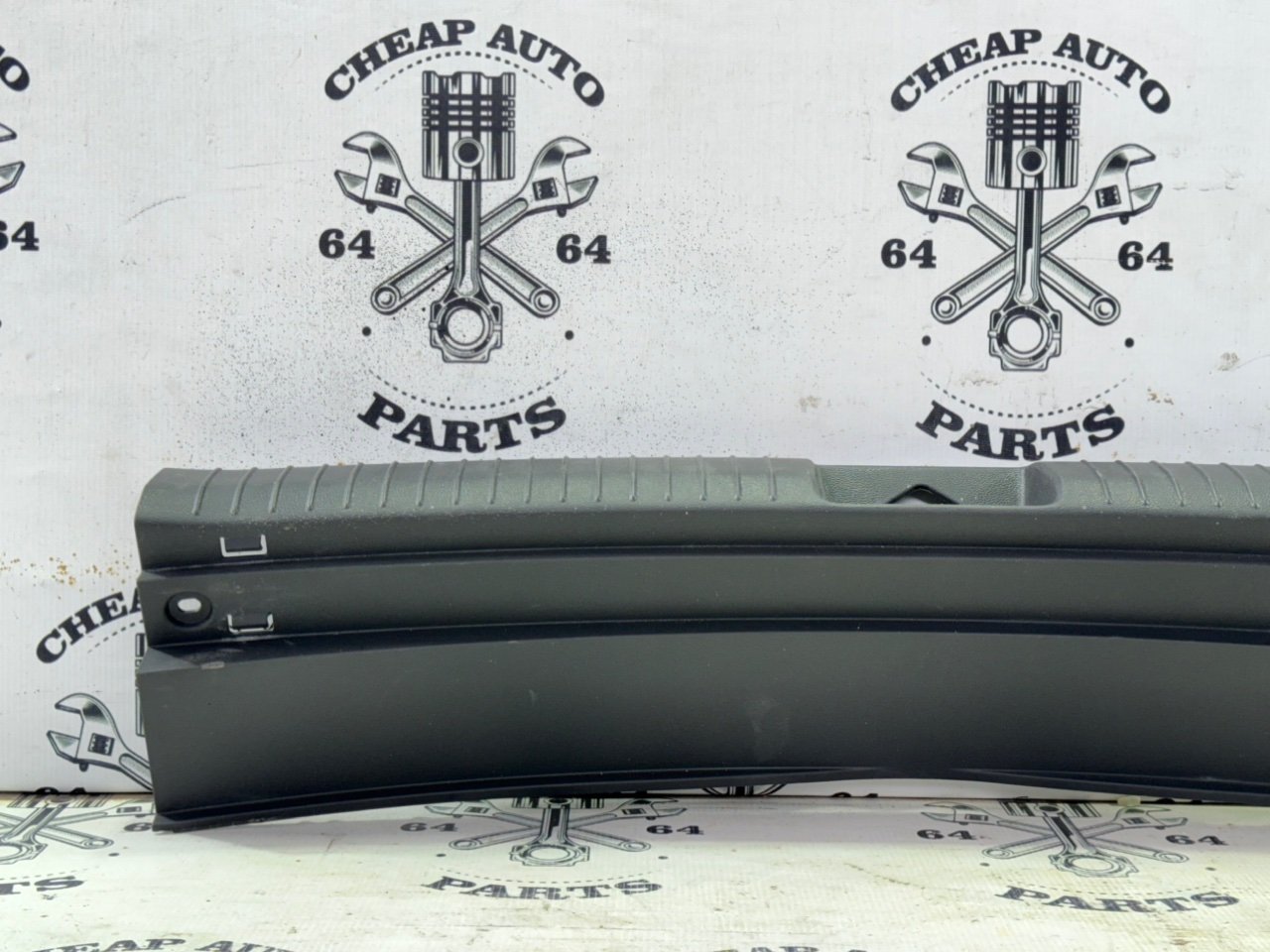 Накладка замка багажника - Фото 3