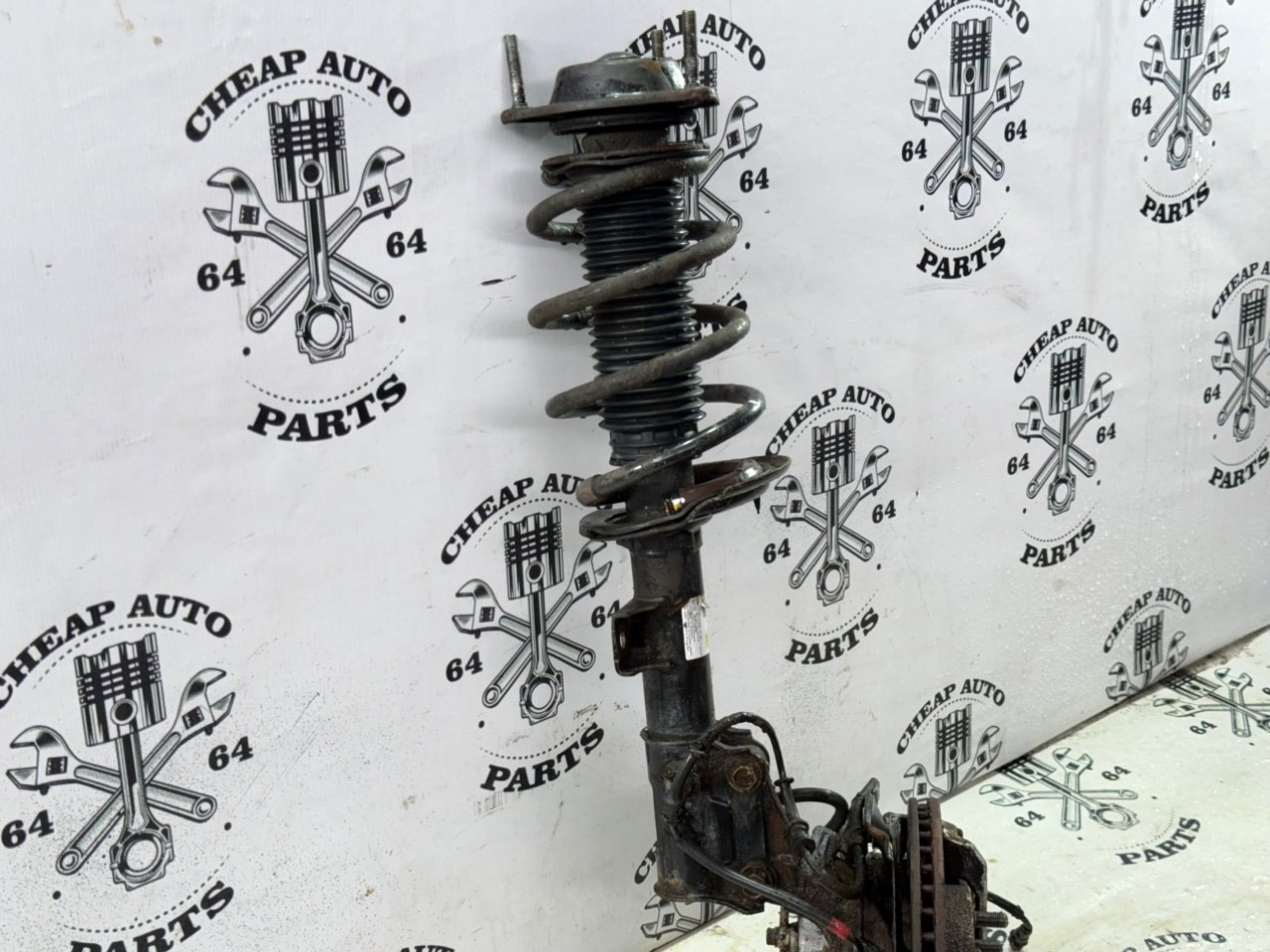 Стойка амортизатора - Фото 1