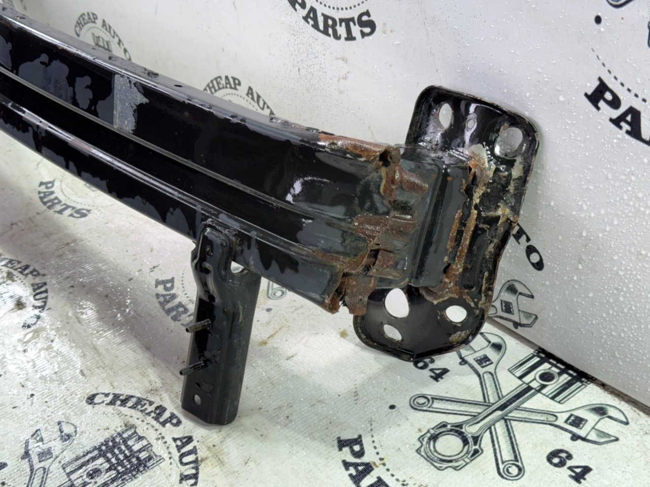 Усилитель бампера - Фото 7