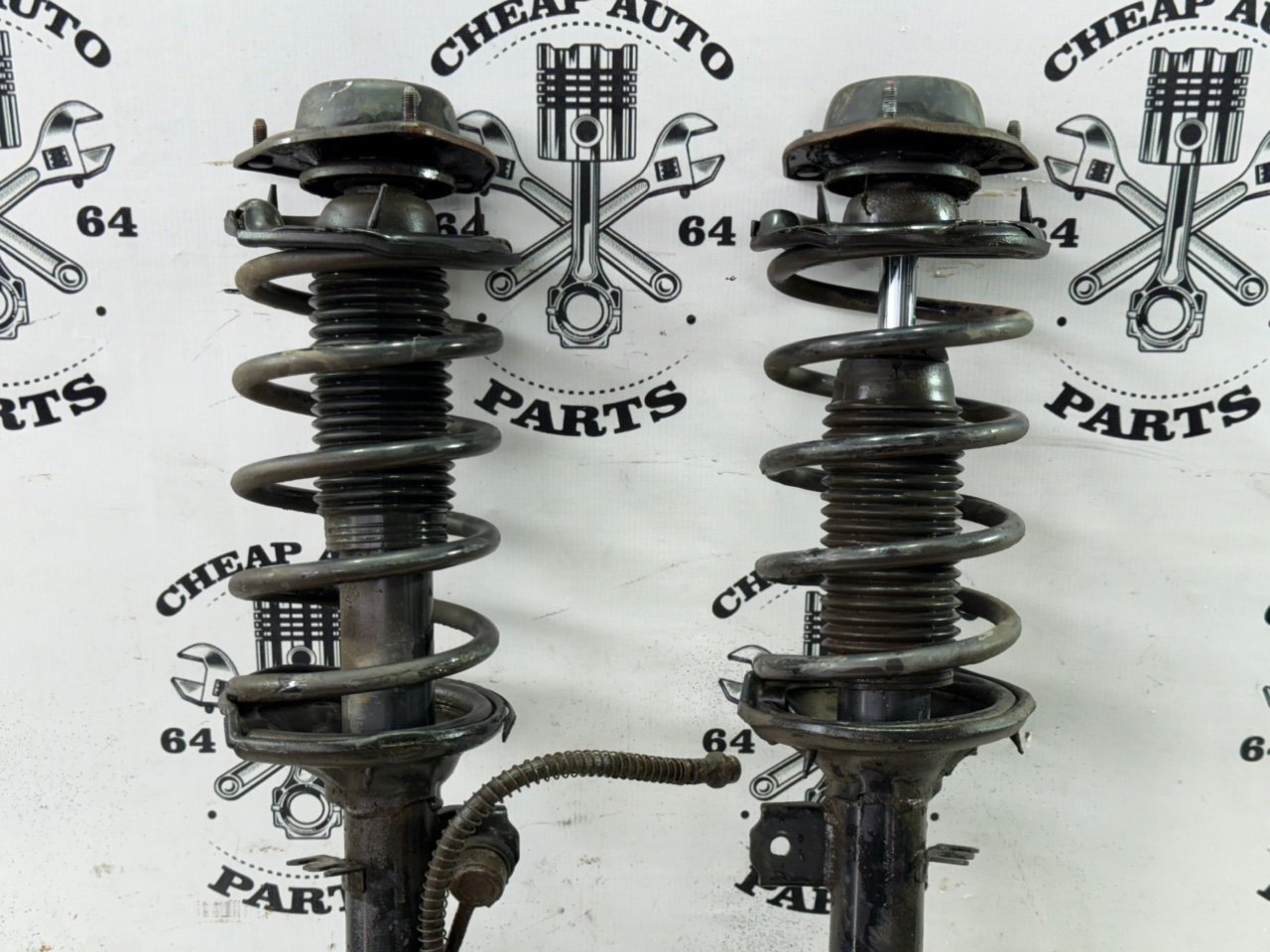 Стойки амортизаторов - Фото 1