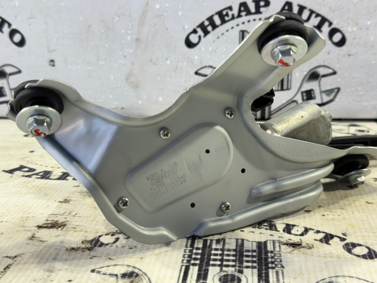 Трапеция дворника крышки багажника - Фото 1