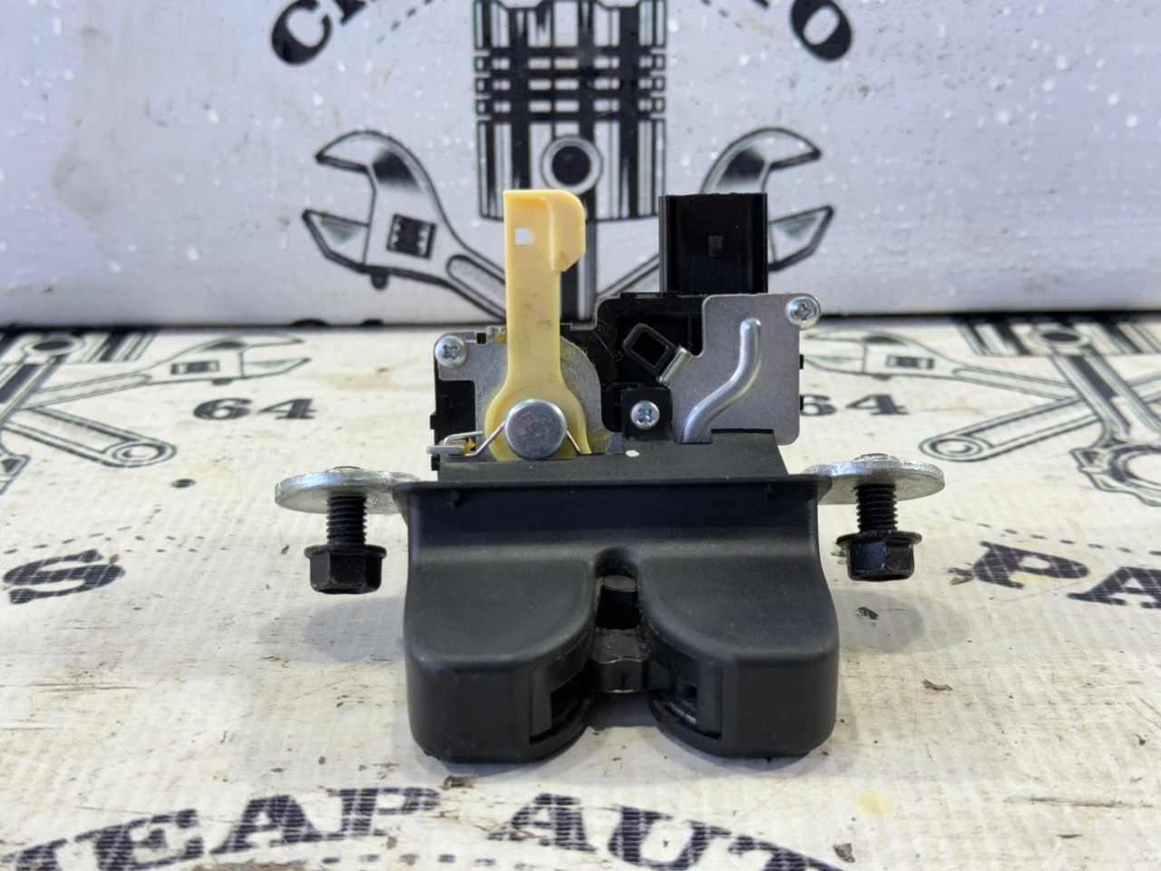 Замок багажника - Фото 3