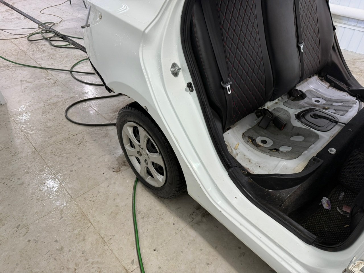 Задняя панель кузова - Фото 10