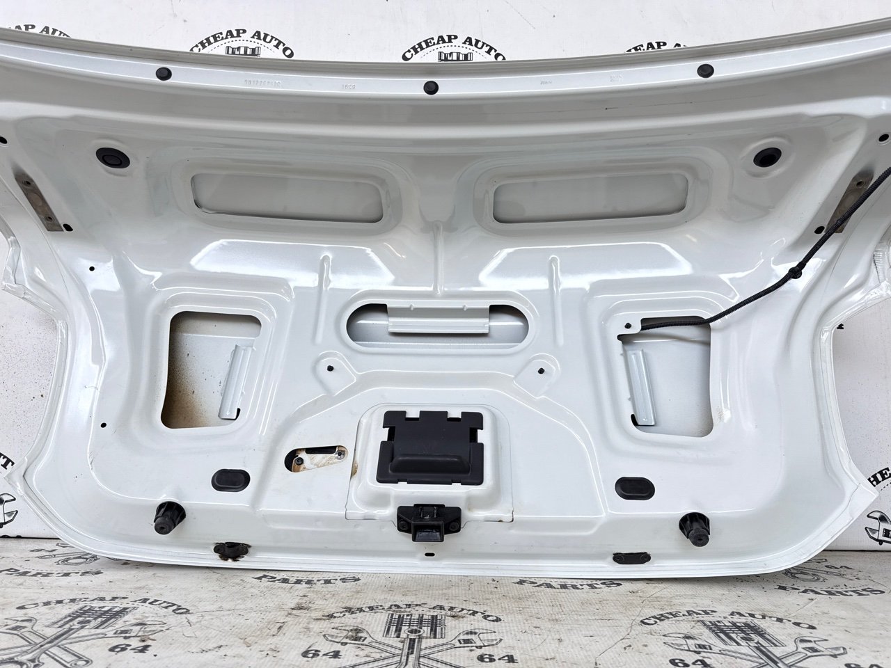 Крышка багажника - Фото 19