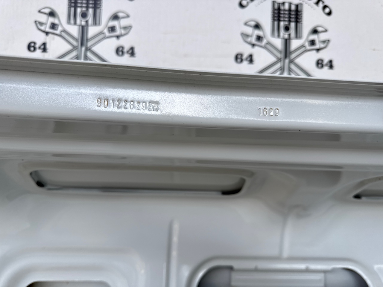 Крышка багажника - Фото 1