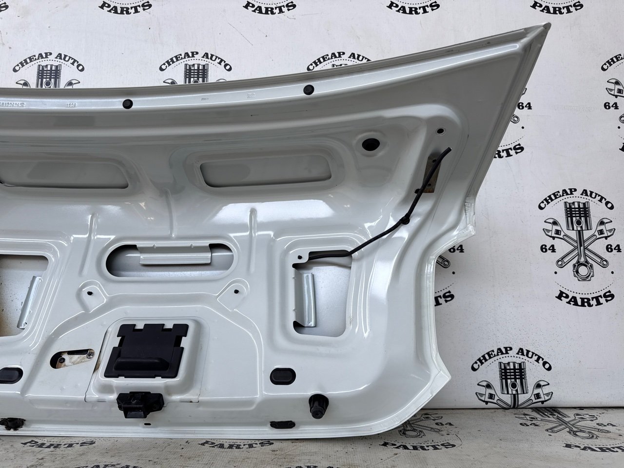 Крышка багажника - Фото 20