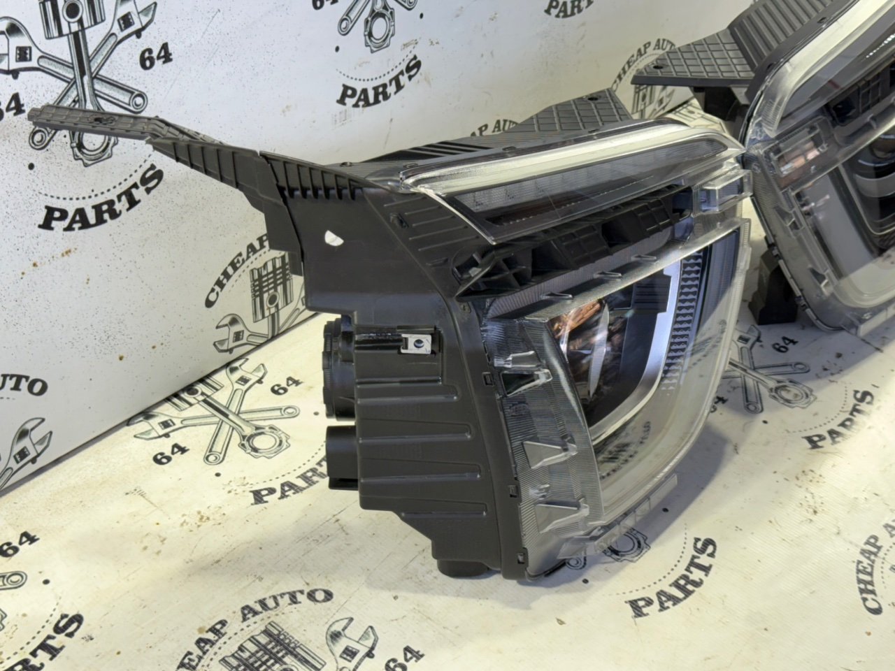 Фары - Фото 10