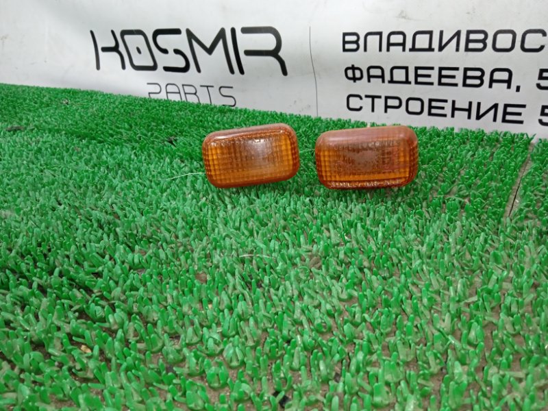 Повторитель поворота передний ISUZU BIGHORN 1999 UBS73GW 4JX1 8971319310 контрактная