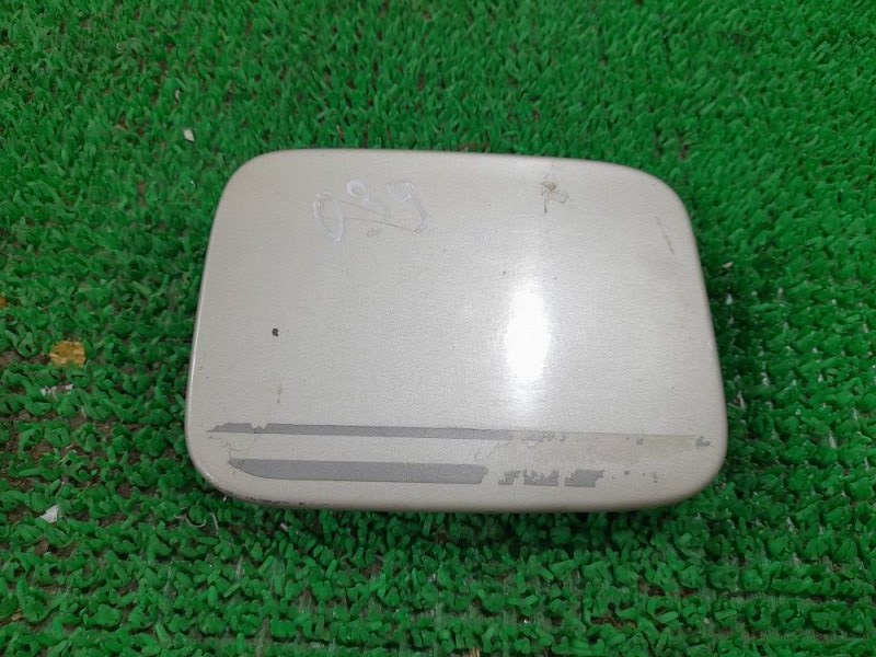 Лючок топливного бака MAZDA Bongo Friendee 1999 SGLR WLT S05B-42-410 Б/У