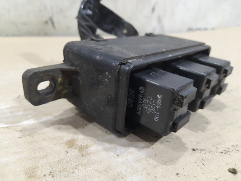 Блок реле MAZDA Bongo Friendee SGLR WLT