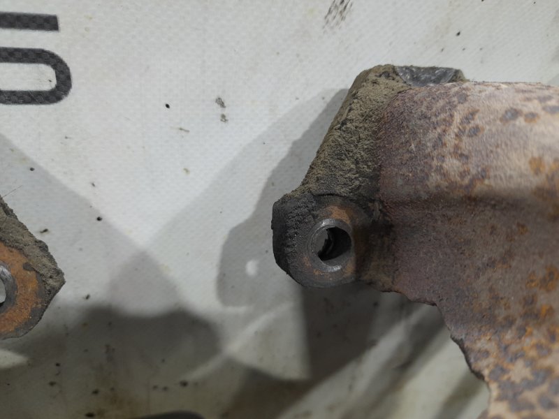 Коллектор выпускной AD 1999 VEY10 CD20 Коллектор выпускной AD 1999 VEY10 CD20