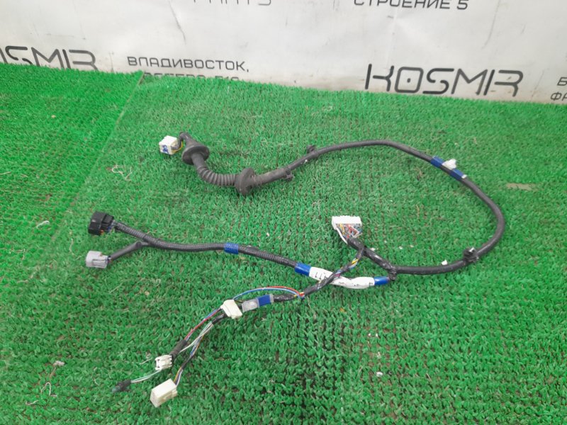 Проводка двери задняя левая TOYOTA ARISTO 2000 JZS160 2JZ-GE 82154-30411 контрактная