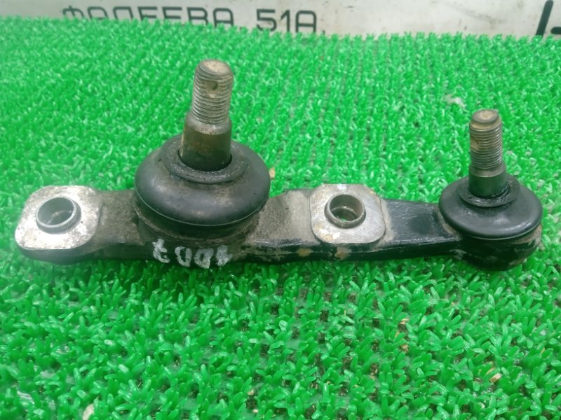 Шаровая опора правая TOYOTA CROWN 2004 GRS182 3GR-FSE 43330-39625 контрактная