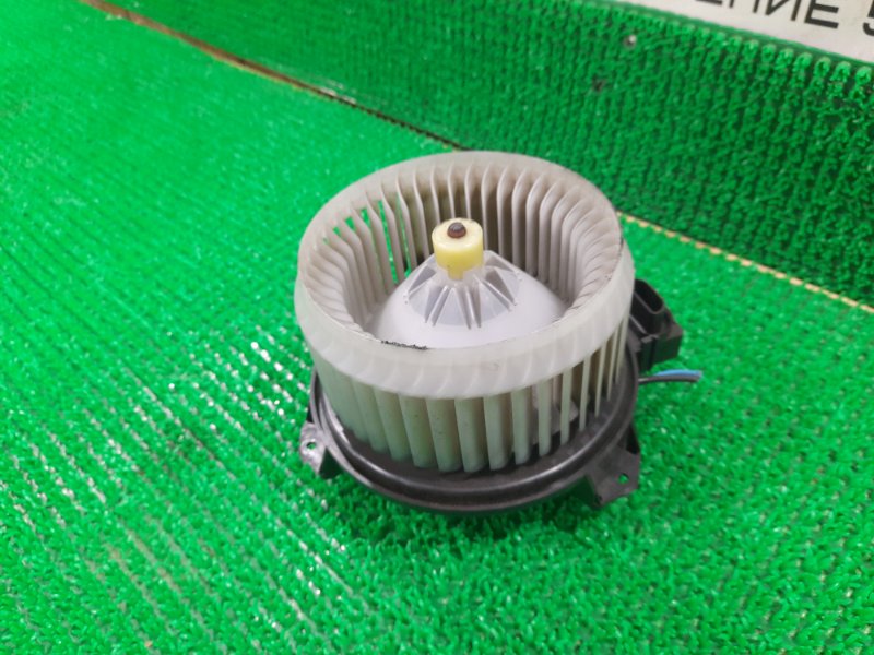 Мотор печки TOYOTA Vitz SCP90 87103-52130 контрактная