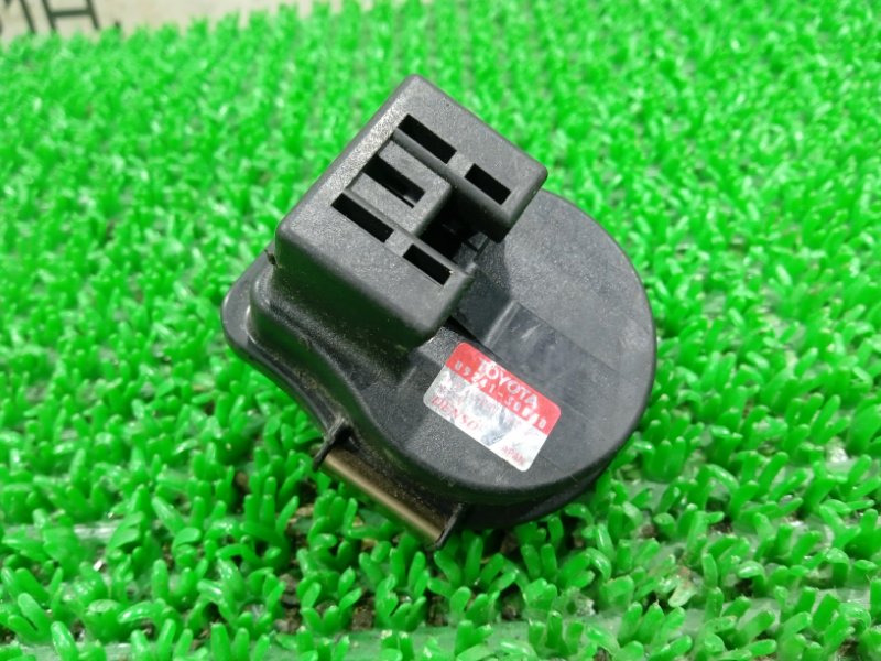 Актуатор амортизатора TOYOTA MARK X 2009 GRX120 4GR-FSE 89241-30040 контрактная