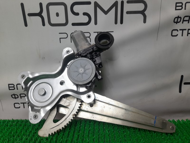 Стеклоподъемник задний правый TOYOTA MARK X 2005 GRX125 4GR-FSE 69803-22200 контрактная