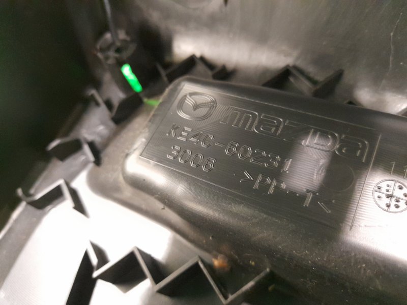 Кожух рулевой колонки MAZDA Demio DJ5FS S5-DPTS