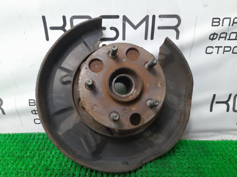 Ступица задняя левая TOYOTA CROWN MAJESTA 2001 UZS175 1UZ-FE 42305-30070 Б/У