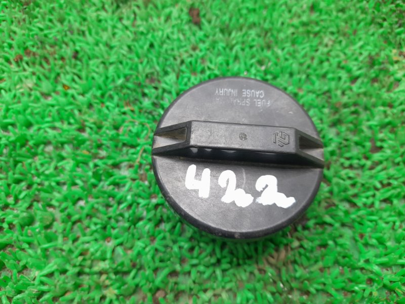 Крышка топливного бака TOYOTA PRIUS 2000 NHW10 1NZ-FXE 77310-48010 Б/У