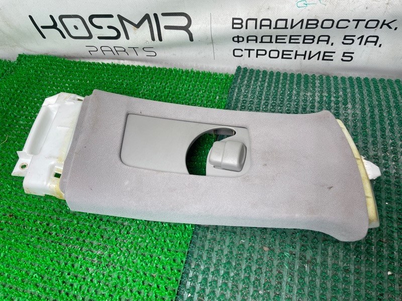 Накладка на стойку кузова правая Lexus GS430 2005 UZS190 3UZ-FE 62411-30410-B0 контрактная