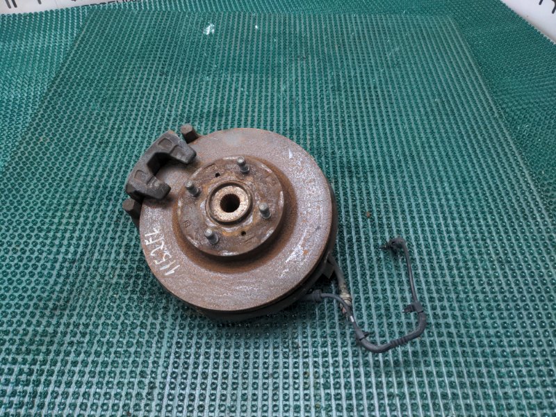 Ступица левая передняя для MITSUBISHI Colt Plus Z23W 4A91, MR594077 1 ракурс Ступица левая передняя для MITSUBISHI Colt Plus Z23W 4A91, MR594077 1 ракурс