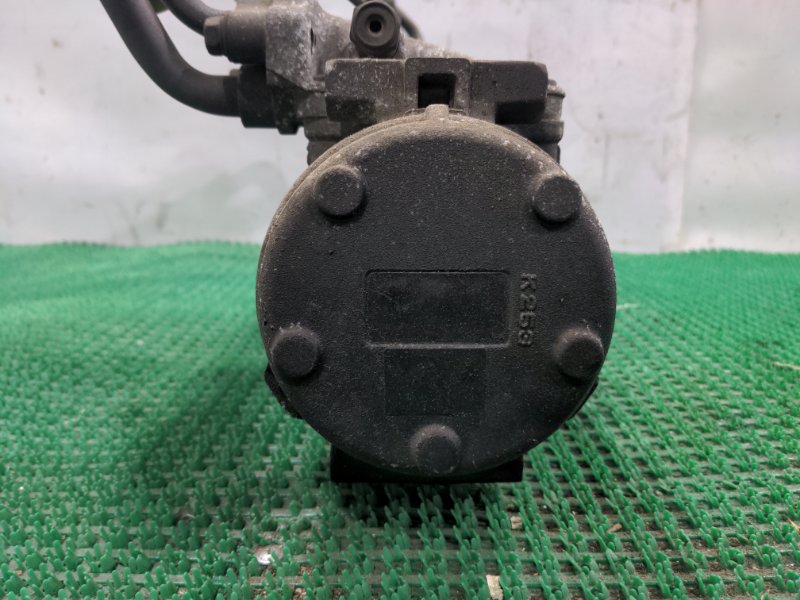 Компрессор кондиционера MITSUBISHI Delica P25W 4D56
