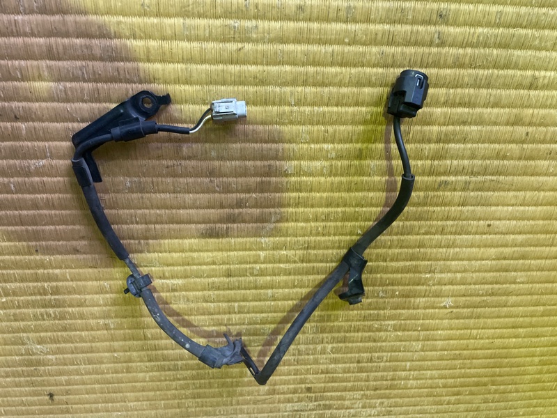 Провод датчика abs передний левый Lexus IS250 2006 GSE20 4GR-FSE 89516-30030 контрактная