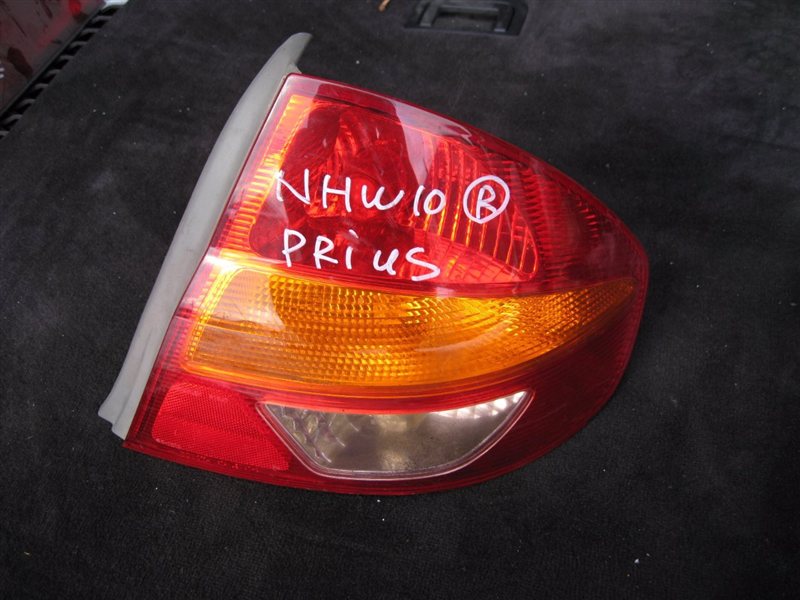 Стоп Toyota Prius NHW10 1NZFXE задний правый
