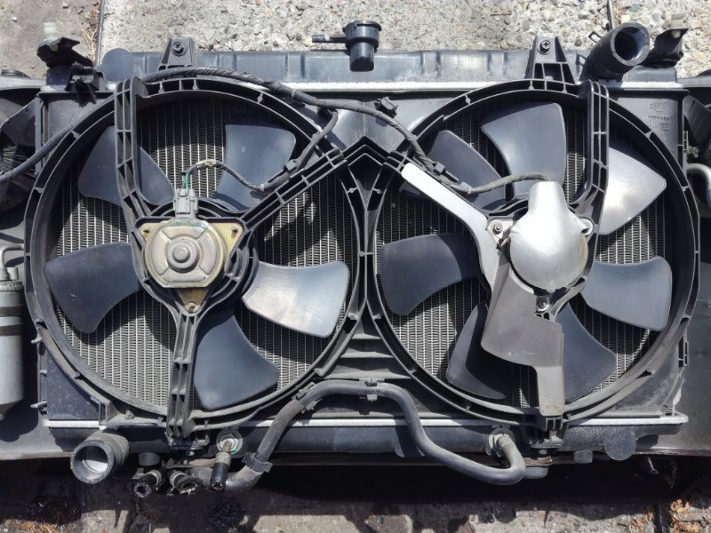Вентилятор радиатора Nissan Bluebird HU14 SR20DE