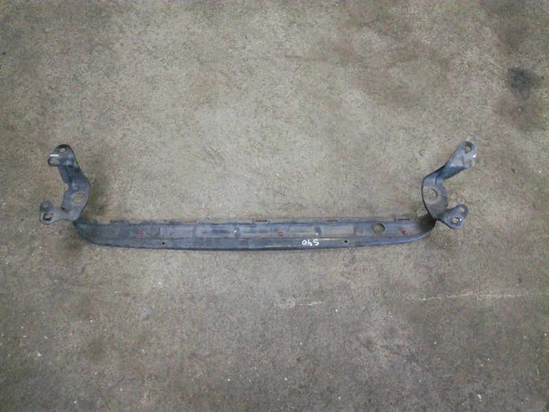 Планка под радиатор Volvo C30 MK20