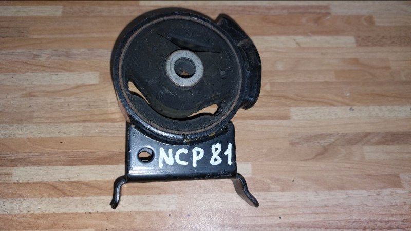 Подушка двигателя Scion Xa NCP31 1NZFE левая