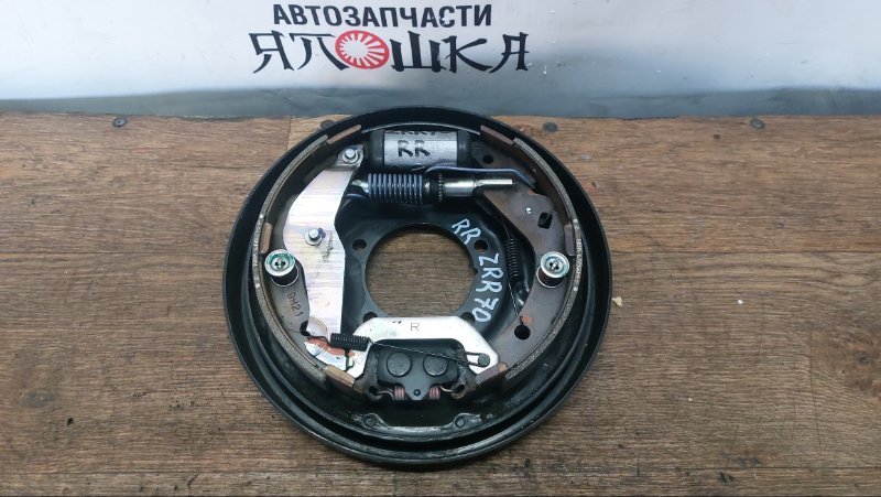 Механизм стояночного тормоза Toyota Esquire ZRR80 3ZRFAE задний правый