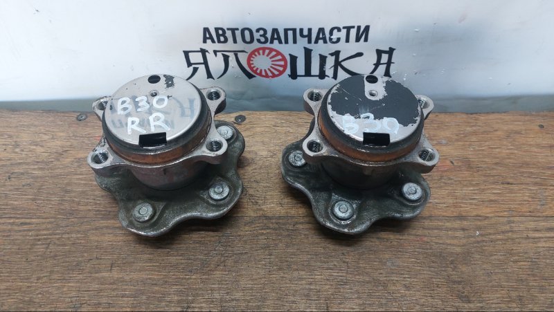 Ступица Nissan Lafesta B30 QR25DE задняя