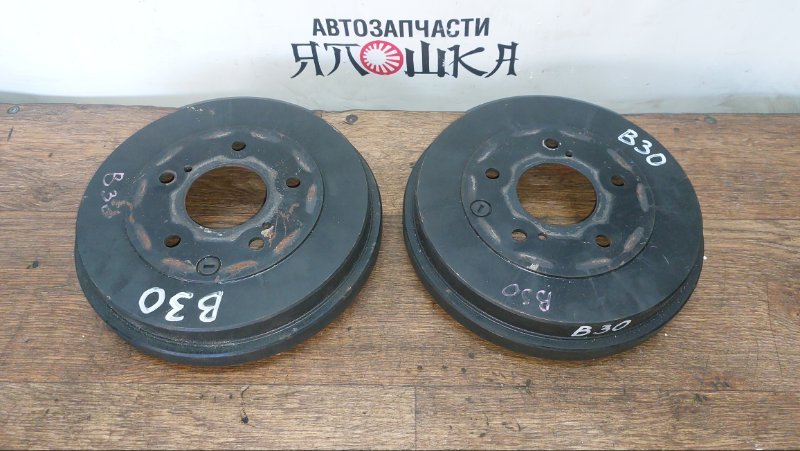 Тормозной барабан Nissan Lafesta B30 MR20DE задний