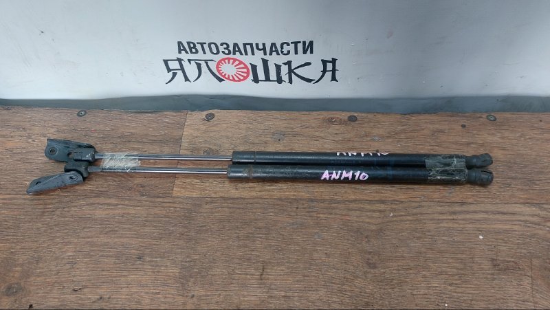 Амортизатор багажника Toyota Isis ANM10 1AZFSE (б/у)