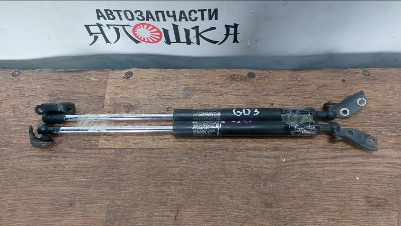 Амортизатор багажника Honda Fit GD1 L12A