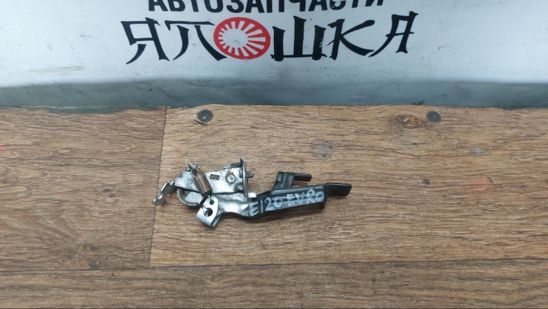 Ручка открывания бензобака Toyota Corolla CDE120 1CDFTV (б/у)