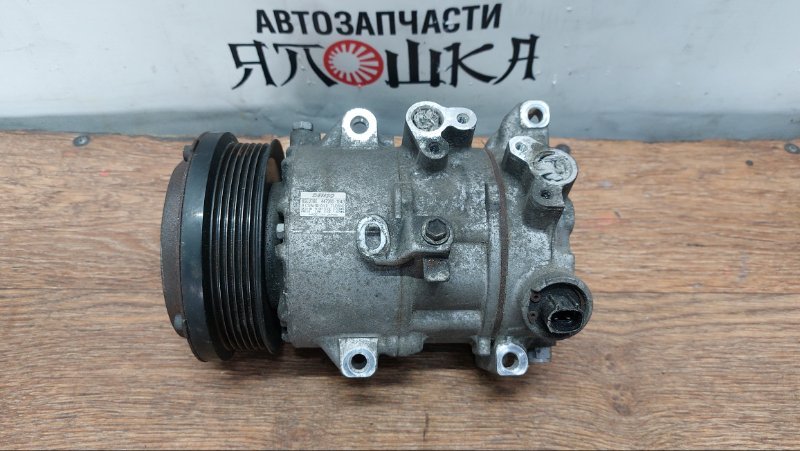 Компрессор кондиционера Toyota Isis TOYOTA ISIS 3ZRFAE (б/у)