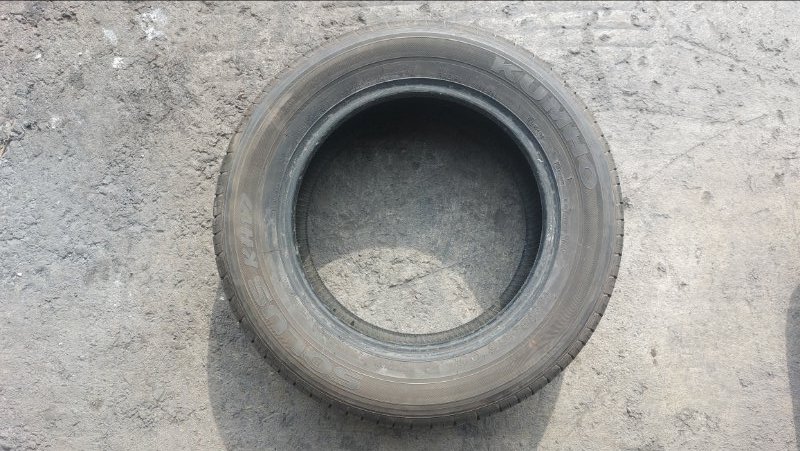 Шина летняя 195/65R15 Kumho Solus KH17