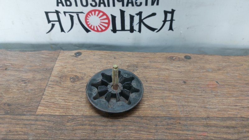 Крепление запасного колеса Toyota Vista Ardeo AZV50 (б/у)