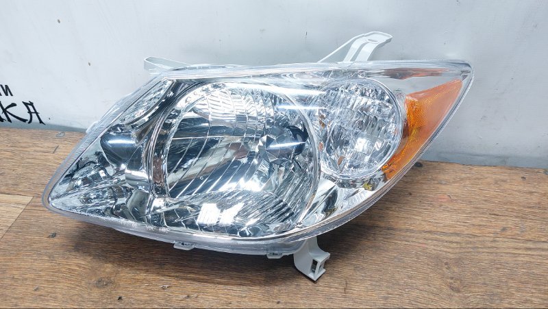 Фара Toyota Voltz ZZE136 1ZZFE 2002 передняя левая