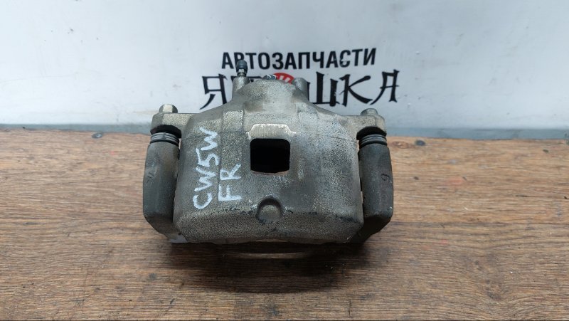 Суппорт тормозной Mitsubishi ASX GA1W 4B11 передний правый (б/у)