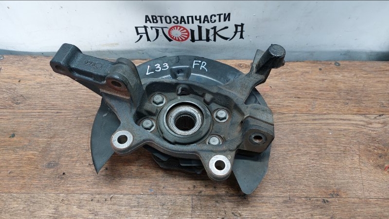 Ступица Nissan Maxima A36Z MR20 передняя правая (б/у)